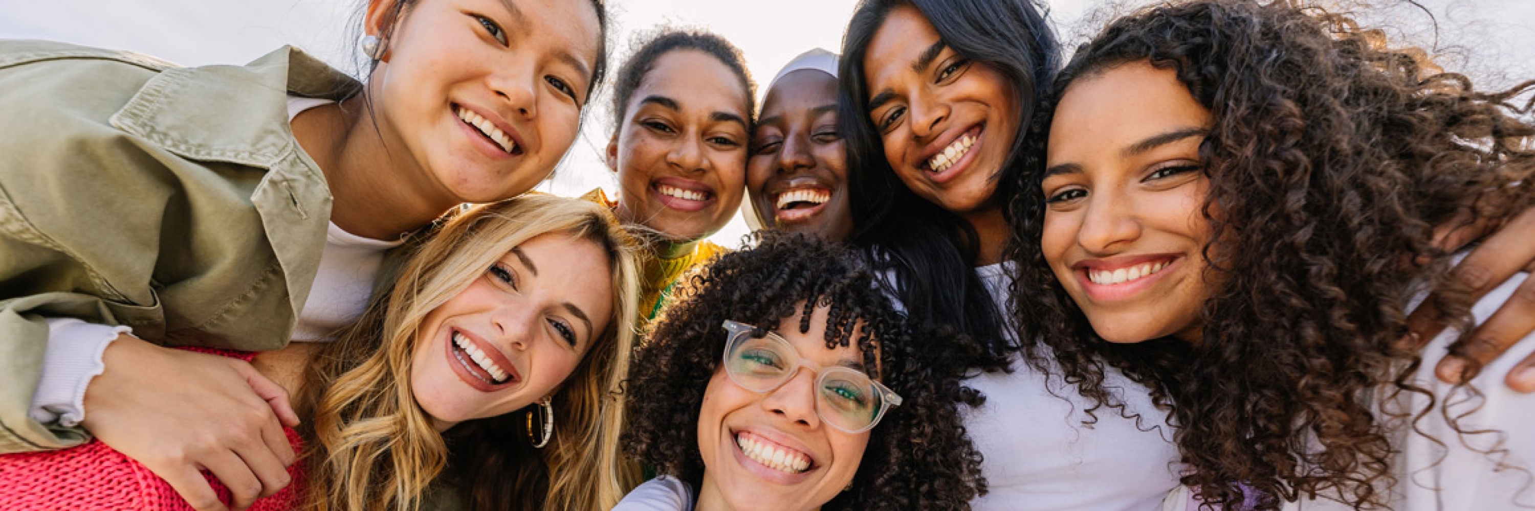 2-diverse-group-of-girls